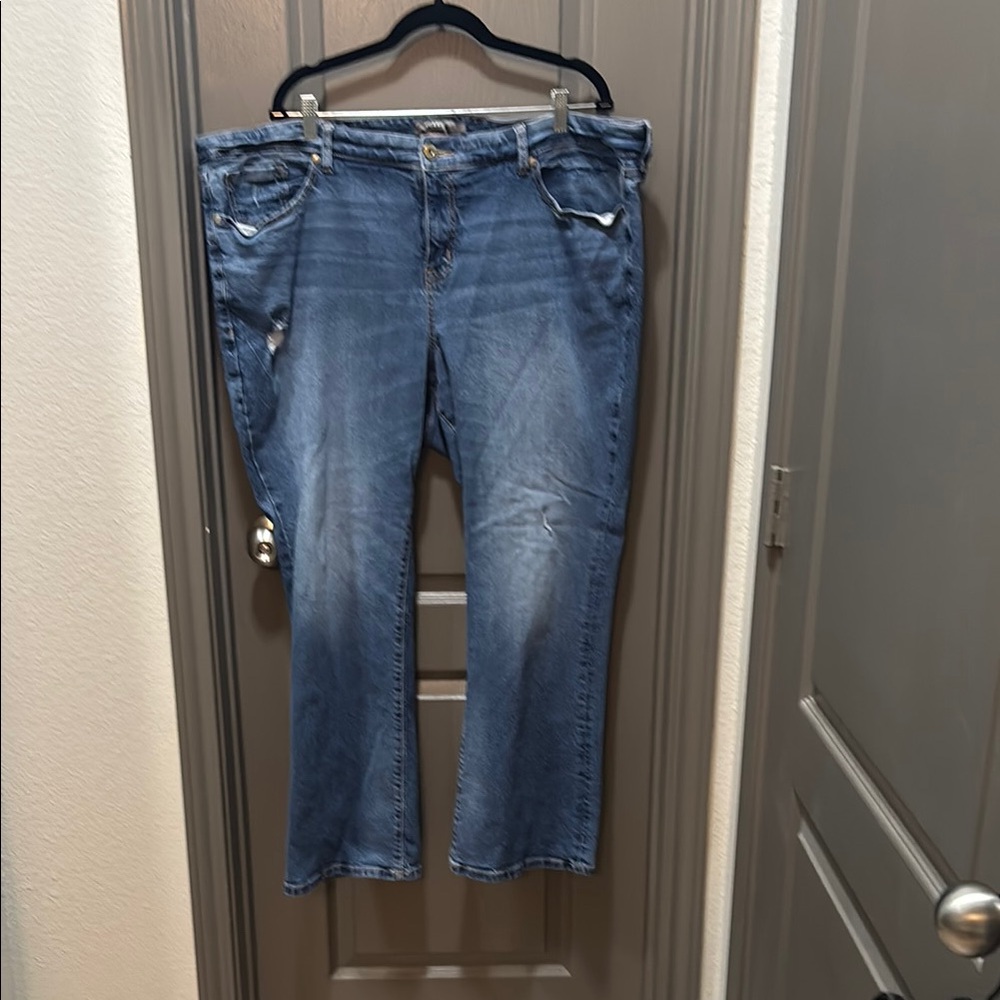 Plus Size, Short, Women's Mod-Rise Slim Boot Cut Jeans